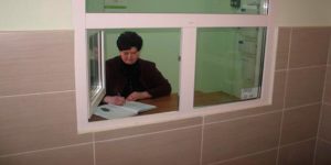 консьерж в подъезде
